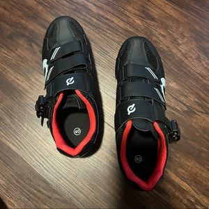 Peloton cycling cleats. Worn 3 times. Perfect condition. Size 8.5-9